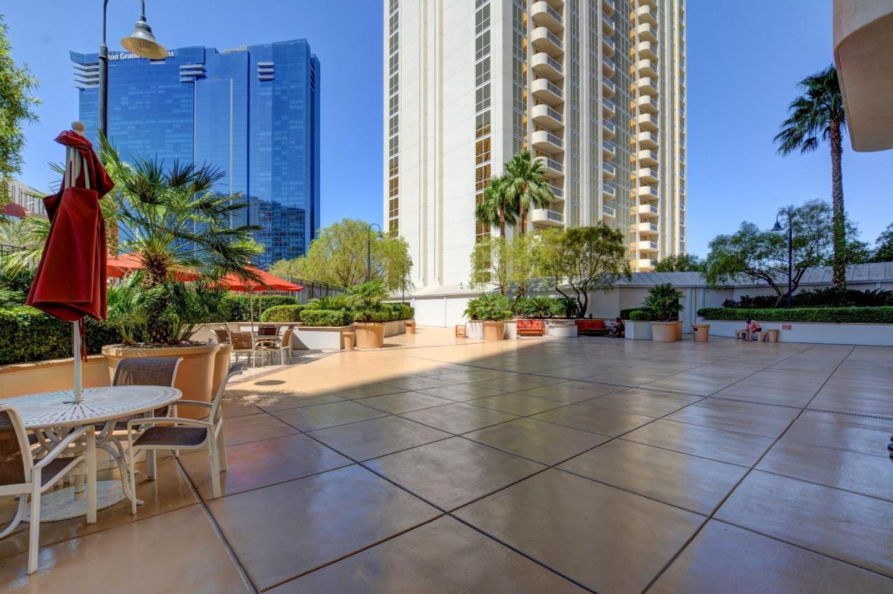 Mgm Signature-22-707 F1 Track & Strip View Balcony ลาสเวกัส ภายนอก รูปภาพ